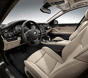 Atnaujinti BMW modeliai, varikliai ir įranga