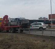 Panevėžyje susidūrus BMW ir &bdquo;Alfa Romeo&ldquo; automobiliams, į ligoninę i&scaron;vežtos trys mažametės