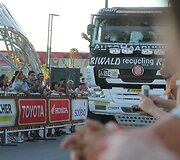 Dakaro gerbėjai serviso zonoje