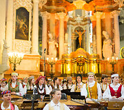 Po &Scaron;v. Jonų bažnyčios skliautais skambėjo kanklių muzika