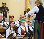 Po &Scaron;v. Jonų bažnyčios skliautais skambėjo kanklių muzika