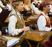 Po &Scaron;v. Jonų bažnyčios skliautais skambėjo kanklių muzika