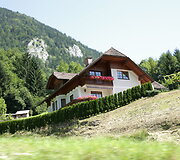 Austrija