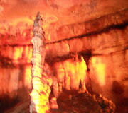 Stalagtitų, stalagmitų uolos