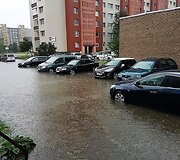 &Scaron;iauliai skęsta po gausaus lietaus
