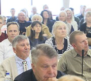Medžių gynėjų ir &Scaron;iaulių politikų diskusija