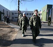 Vaikai NATO bazėje