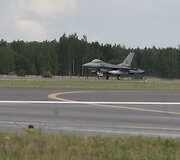 NATO bazėje nusileido &scaron;e&scaron;i Portugalijos naikintuvai F-16
