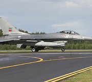 NATO bazėje nusileido &scaron;e&scaron;i Portugalijos naikintuvai F-16