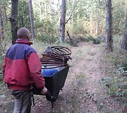 Barvų kaimo eglyne veikė naminės degtinės fabrikas
