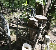 &Scaron;iaulių kapinėse: Žmonės gyvena artimųjų prisiminimuose