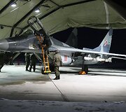 NATO bazėje &Scaron;iauliuose nusileido keturi Lenkijos naikintuvai &bdquo;Mig-29&ldquo; ir per 100 karių