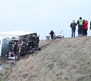 Joni&scaron;kio aplinkkelyje naktį per avariją žuvo jaunas vairuotojas