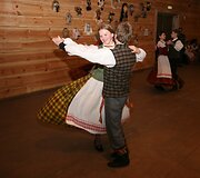 Kurtuvėnuose įvyko respublikinis tradicinių &scaron;okių festivalis &bdquo;Patrepsynė&ldquo;