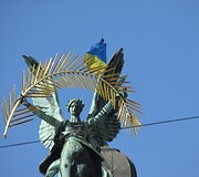 Ukraina -  nuo mėlynai geltonų konteinerių iki &bdquo;banderininkų&ldquo; barų