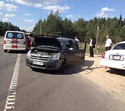 Autostradoje į avariją pateko vestuvių limuzinas