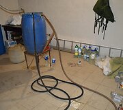 Kur&scaron;ėnuose, &scaron;alia kapinių, pareigūnai sustabdė prekybą pilstuku