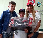 Artėjant mokslo metų pradžiai &bdquo;Racing Ladies&ldquo; pildė vaikų svajones
