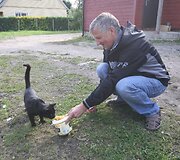 Jauna &scaron;eima po gaisro nenuleidžia rankų &ndash; nori atkurti savo namus