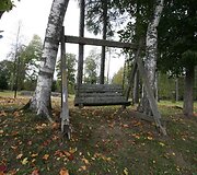 Galinos Dauguvietytės urna su palaikais liks po klevu senelių ir tėvų sodyboje
