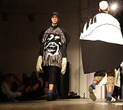 Jubiliejiniame &bdquo;Virus&ldquo; festivalyje &ndash; priblo&scaron;kiantis avangardinės mados &scaron;ou