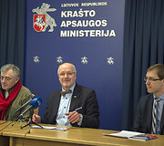 Kra&scaron;to apsaugos ministerija atnaujino &scaron;ių metų pavasarį i&scaron;leistą leidinį &bdquo;Ką turime žinoti apie pasirengimą ekstremalioms situacijoms ir karo metui&ldquo;
