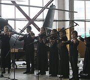 Lietuvos KOP ir NATO kariai Lietuvos nepriklausomybę paminėjo muzikaliai