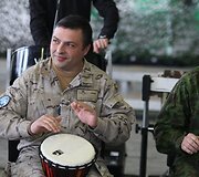 Lietuvos KOP ir NATO kariai Lietuvos nepriklausomybę paminėjo muzikaliai