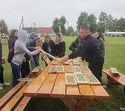 Jubiliejinį Kirnaičių festivalį i&scaron;maudė lietus, tačiau dalyvių nei&scaron;vaikė