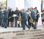 Tel&scaron;iai palydi žuvusį pareigūną Liudą &Scaron;imkų į paskutinę kelionę