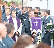Tel&scaron;iai palydi žuvusį pareigūną Liudą &Scaron;imkų į paskutinę kelionę