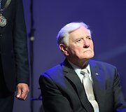 Valdas Adamkus &ndash; Lietuvos respublikos Prezidentas &ndash; nuo &scaron;iol yra ir &Scaron;iaulių miesto garbės pilietis. 