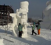 Kinijoje Lietuvos menininkų kompanija nustebino pasaulį savo sniego skulptūra