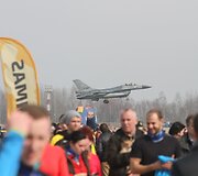 &bdquo;Runway Run 2017&ldquo; - unikalus bėgimas kilimo-tupimo taku
