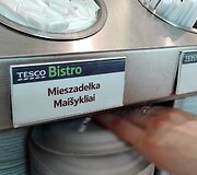 Pirmoji komercinė kelionė į Lenkiją