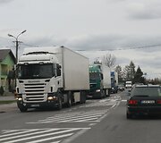 Pirmoji komercinė kelionė į Lenkiją