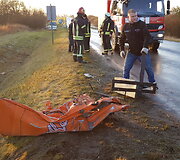 Netoli Kur&scaron;ėnų susidūrė autobusas ir mikroautobusas