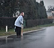 Pavojingos gatvės be &scaron;aligatvių