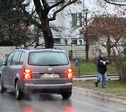 Pavojingos gatvės be &scaron;aligatvių