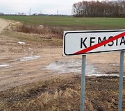 Po &scaron;ventinio lietaus žvyrkeliai virto kemsynais