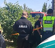 Joni&scaron;kyje i&scaron;minuotojai sprogmenį ėmė i&scaron; karučio
