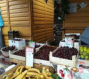 Uogų kainos Karolini&scaron;kių turgelyje
