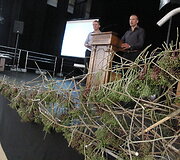 Raudondvaryje baigėsi žemės meno festivalis &bdquo;Land Art&ldquo;