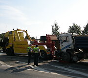 Raudondvaryje susidūrė sunkvežimiai