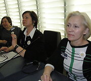 Kauno Kovo 11-osios mokyklos pedagogės (i&scaron; kairės): Lina &Scaron;akelytė, Regina Baltu&scaron;ienė ir Gražina Stonienė.