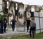 Per gaisrą pensionate prie Kijevo žuvo 17 žmonių