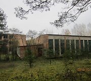 Varėnos rajone mokyklos pastatas ir bendrabutis