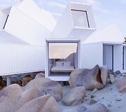 Architektas suprojektavo namą i&scaron; jūrinių konteinerių 