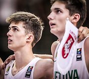 Europos jaunimo (iki 16 metų) čempionato ketvirtfinalis: Lietuva &ndash; Kroatija. Augustas Marčiulionis (kairėje).