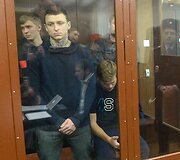 Aleksandras Kokorinas ir Pavelas Mamajevas lieka už grotų dar dviem mėnesiams.